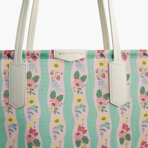 Rifle Paper Co. - Mesh Tote and Pouch - Climbing Roses - Picture 3 of 5